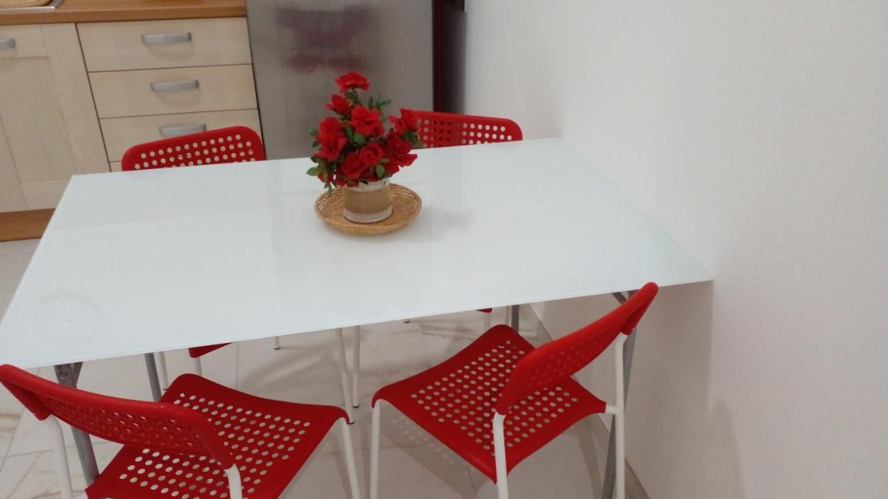 La Rosa Rossa Otel Bari Dış mekan fotoğraf