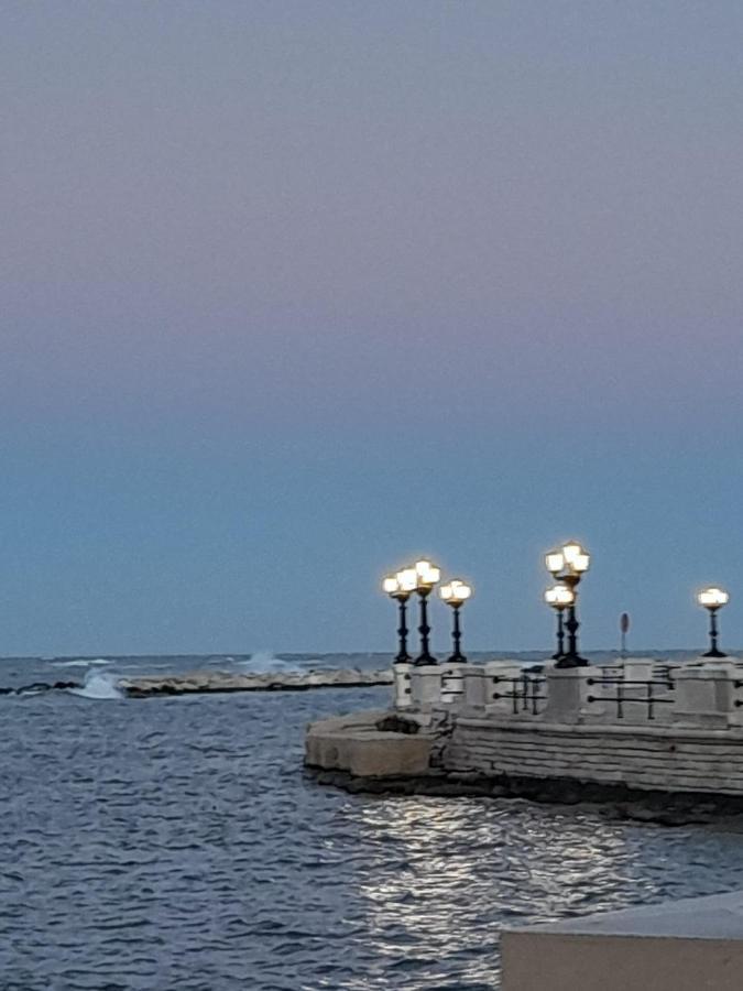 La Rosa Rossa Otel Bari Dış mekan fotoğraf