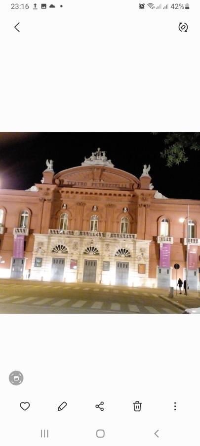 La Rosa Rossa Otel Bari Dış mekan fotoğraf