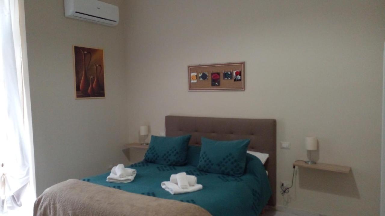 La Rosa Rossa Otel Bari Dış mekan fotoğraf